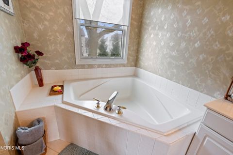 Tiny photo for 7710 Pilgrims Landing, Maumee, OH 43537 (MLS # 10006250)