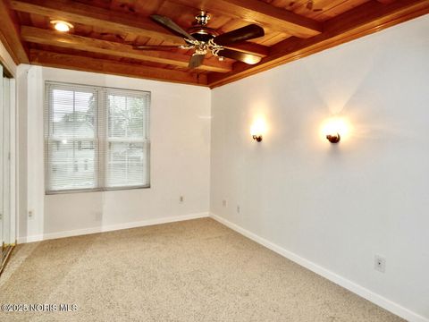 Tiny photo for 577 Dover Place, Toledo, OH 43605 (MLS # 10002507)