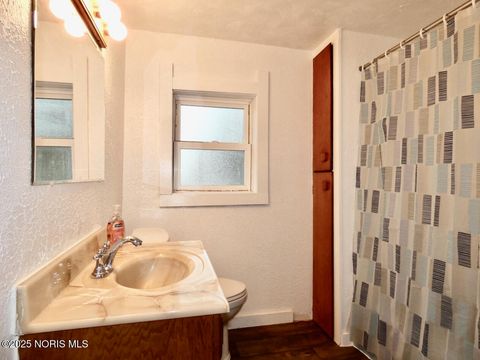 Tiny photo for 577 Dover Place, Toledo, OH 43605 (MLS # 10002507)