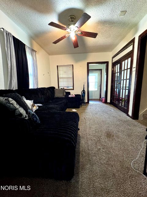 Tiny photo for 842 Nesslewood Avenue, Toledo, OH 43610 (MLS # 10007830)