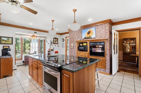 Tiny photo for 14921 Silverwood Road, Pemberville, OH 43450 (MLS # 10012838)