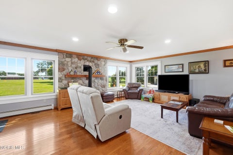 Tiny photo for 14921 Silverwood Road, Pemberville, OH 43450 (MLS # 10012838)