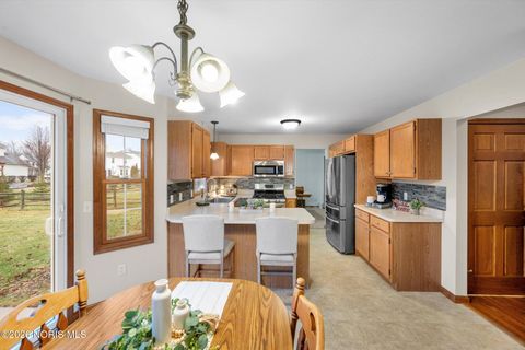 Tiny photo for 2345 Woods Edge Road, Perrysburg, OH 43551 (MLS # 10002954)