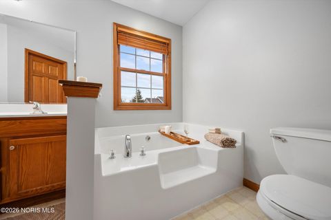 Tiny photo for 2345 Woods Edge Road, Perrysburg, OH 43551 (MLS # 10002954)