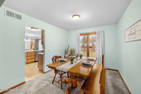 Tiny photo for 2345 Woods Edge Road, Perrysburg, OH 43551 (MLS # 10002954)