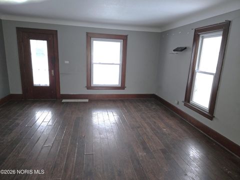 Tiny photo for 305 Mckinley Street, Delta, OH 43515 (MLS # 10002682)