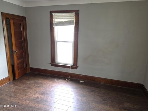Tiny photo for 305 Mckinley Street, Delta, OH 43515 (MLS # 10002682)