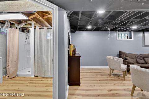 Tiny photo for 4347 S Detroit Avenue, Toledo, OH 43614 (MLS # 10003876)