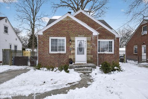 Tiny photo for 4347 S Detroit Avenue, Toledo, OH 43614 (MLS # 10003876)