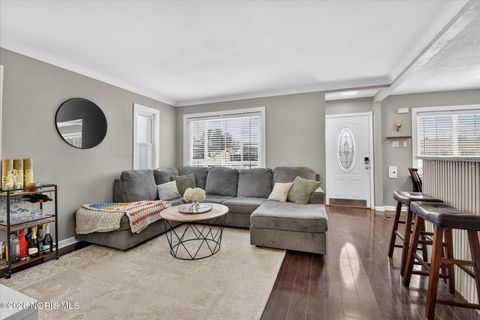 Tiny photo for 4347 S Detroit Avenue, Toledo, OH 43614 (MLS # 10003876)