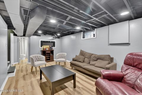 Tiny photo for 4347 S Detroit Avenue, Toledo, OH 43614 (MLS # 10003876)