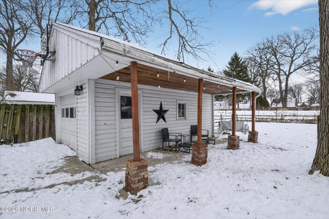 Tiny photo for 4347 S Detroit Avenue, Toledo, OH 43614 (MLS # 10003876)