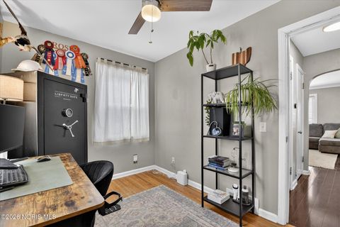 Tiny photo for 4347 S Detroit Avenue, Toledo, OH 43614 (MLS # 10003876)