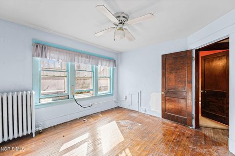 Tiny photo for 909 Prospect Avenue, Toledo, OH 43606 (MLS # 10005258)