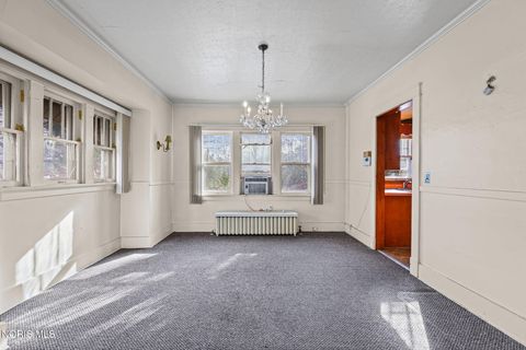 Tiny photo for 909 Prospect Avenue, Toledo, OH 43606 (MLS # 10005258)