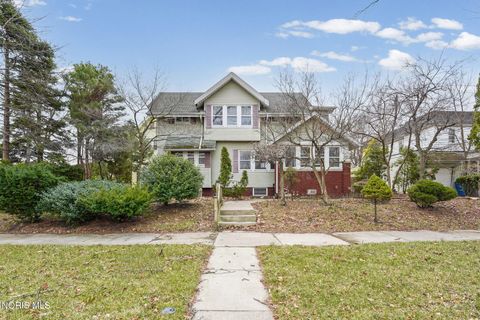 Photo of 909 Prospect Avenue, Toledo, OH 43606 (MLS # 10005258)
