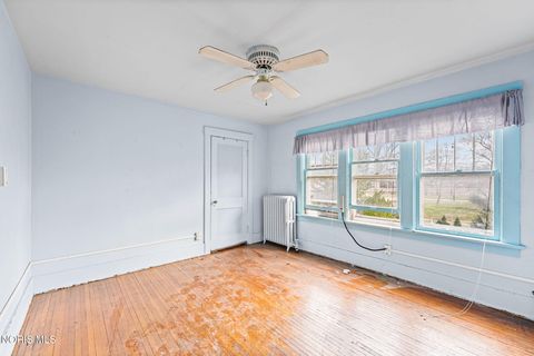 Tiny photo for 909 Prospect Avenue, Toledo, OH 43606 (MLS # 10005258)