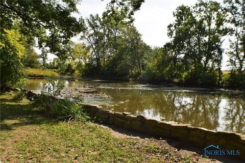 Tiny photo for 849 Water Street, Woodville, OH 43469 (MLS # 10007734)