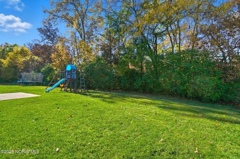 Tiny photo for 26077 Seminary Road, Perrysburg, OH 43551 (MLS # 10000502)