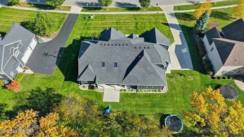 Tiny photo for 26077 Seminary Road, Perrysburg, OH 43551 (MLS # 10000502)