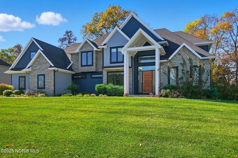Tiny photo for 26077 Seminary Road, Perrysburg, OH 43551 (MLS # 10000502)