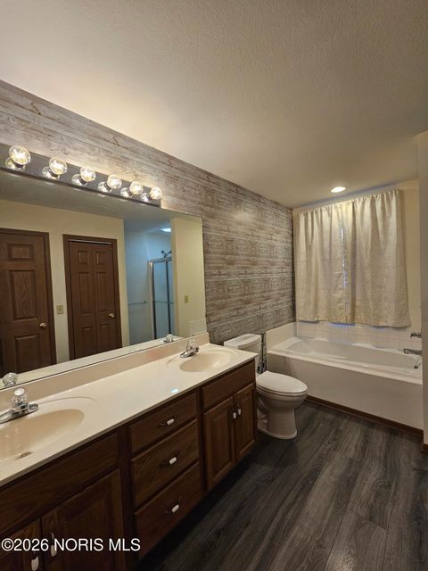 Tiny photo for 1030 Sheridan Avenue, Findlay, OH 45840 (MLS # 10003510)