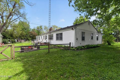 Tiny photo for 4500 Woodville Road, Northwood, OH 43619 (MLS # 10007530)