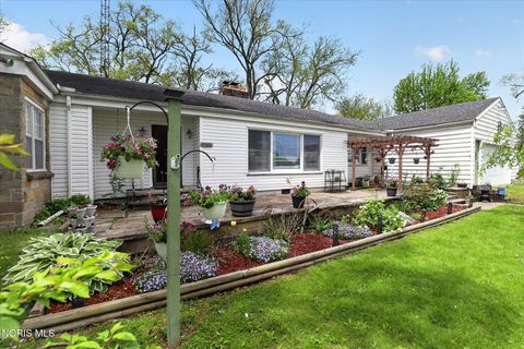 Tiny photo for 4500 Woodville Road, Northwood, OH 43619 (MLS # 10007530)