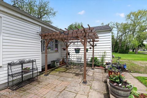 Tiny photo for 4500 Woodville Road, Northwood, OH 43619 (MLS # 10007530)