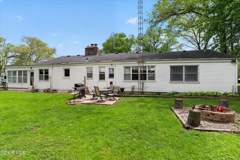 Tiny photo for 4500 Woodville Road, Northwood, OH 43619 (MLS # 10007530)