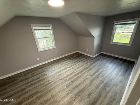 Tiny photo for 5831 316th Street, Toledo, OH 43611 (MLS # 10008570)