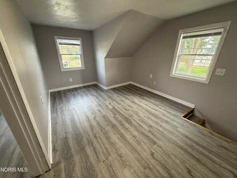 Tiny photo for 5831 316th Street, Toledo, OH 43611 (MLS # 10008570)