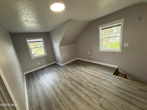 Tiny photo for 5831 316th Street, Toledo, OH 43611 (MLS # 10008570)