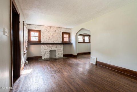 Tiny photo for 2526 Portsmouth Avenue, Toledo, OH 43613 (MLS # 10008638)
