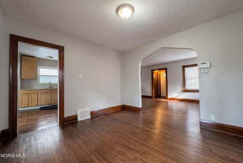 Tiny photo for 2526 Portsmouth Avenue, Toledo, OH 43613 (MLS # 10008638)