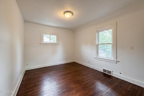 Tiny photo for 2526 Portsmouth Avenue, Toledo, OH 43613 (MLS # 10008638)