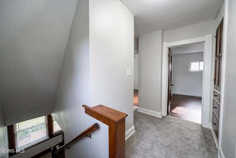 Tiny photo for 2526 Portsmouth Avenue, Toledo, OH 43613 (MLS # 10008638)