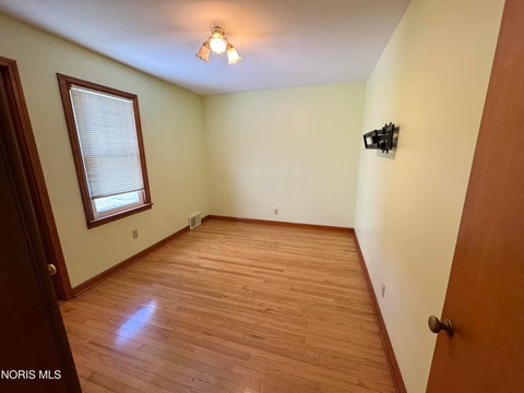 Tiny photo for 136 N Thomas Street, Ottawa, OH 45875 (MLS # 10014339)