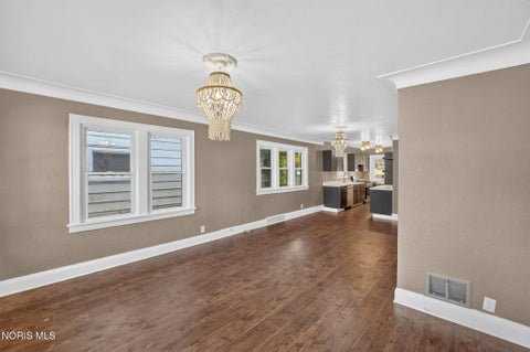Tiny photo for 1731 Talbot Street, Toledo, OH 43613 (MLS # 10010969)