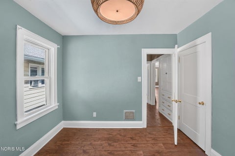Tiny photo for 1731 Talbot Street, Toledo, OH 43613 (MLS # 10010969)