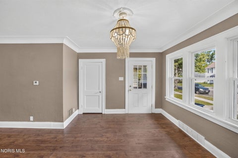 Tiny photo for 1731 Talbot Street, Toledo, OH 43613 (MLS # 10010969)