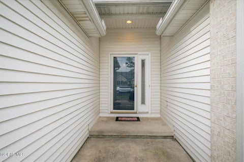 Tiny photo for 4337 S Watercrest Drive, Toledo, OH 43614 (MLS # 10012960)