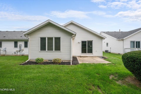 Tiny photo for 4337 S Watercrest Drive, Toledo, OH 43614 (MLS # 10012960)