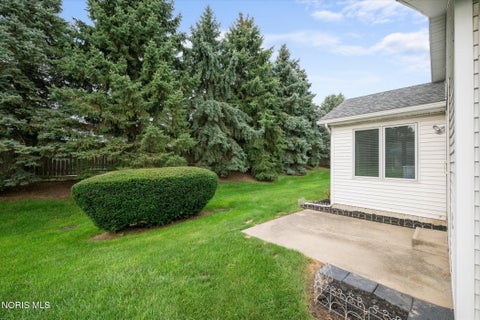 Tiny photo for 4337 S Watercrest Drive, Toledo, OH 43614 (MLS # 10012960)