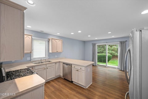 Tiny photo for 4337 S Watercrest Drive, Toledo, OH 43614 (MLS # 10012960)