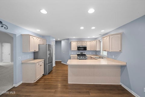 Tiny photo for 4337 S Watercrest Drive, Toledo, OH 43614 (MLS # 10012960)