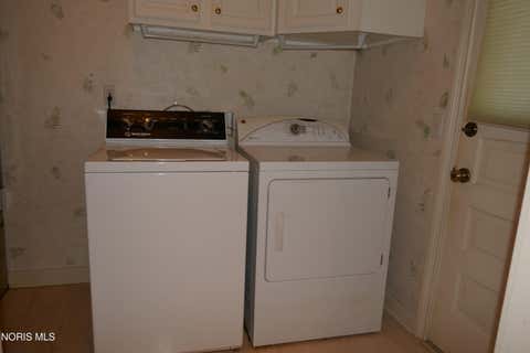 Tiny photo for 732 S Harefoote Street, Holland, OH 43528 (MLS # 10011362)