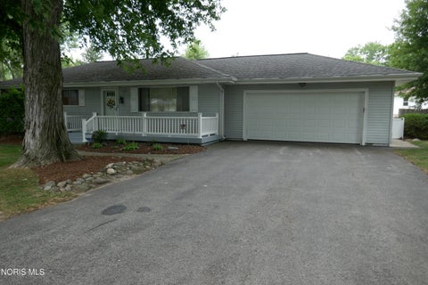 Tiny photo for 732 S Harefoote Street, Holland, OH 43528 (MLS # 10011362)