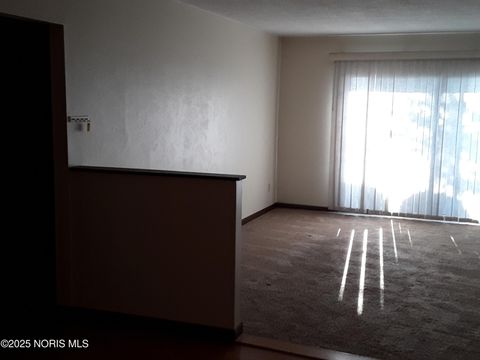 Tiny photo for 1662 Brownstone Boulevard #Apt 311, Toledo, OH 43614 (MLS # 10008420)