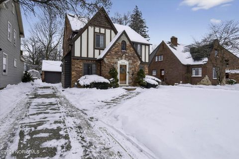 Tiny photo for 2644 Goddard Road, Toledo, OH 43606 (MLS # 10003740)